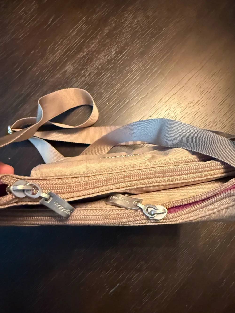 Baggallini Beige Crossbody Bag - Picture 8 of 10